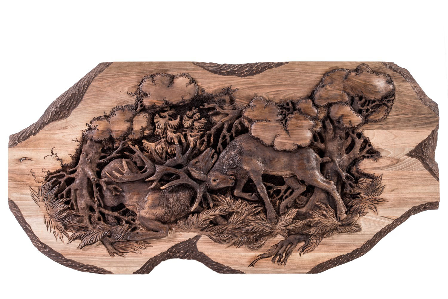 Wood carving Deer Duel (large)